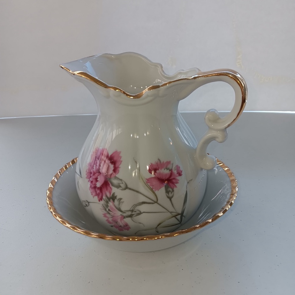Elegant Floral Pitcher and Basin Set